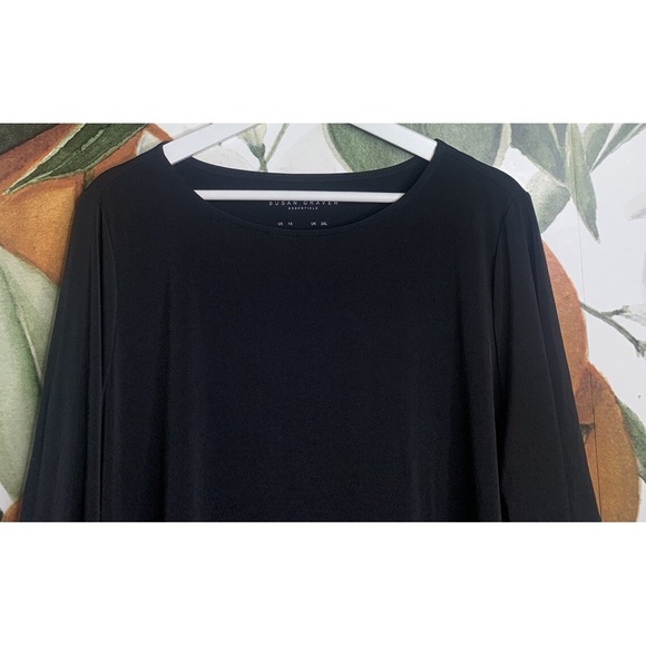 Susan Graver 1X Essentials Black Short Sleeve Shirt - Picture 2 of 6